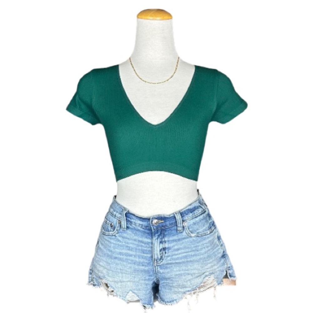 ⭐️SOLD⭐️ NWT GARAGE seamless micro-cropped tee | size S